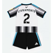 Newcastle United Tino Livramento #2 Hemmaställ Barn 2026-27 Korta ärmar (+ Korta byxor)